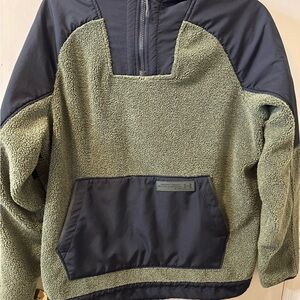 Under Armour Olive and Black Fleece Jacket size M like new.